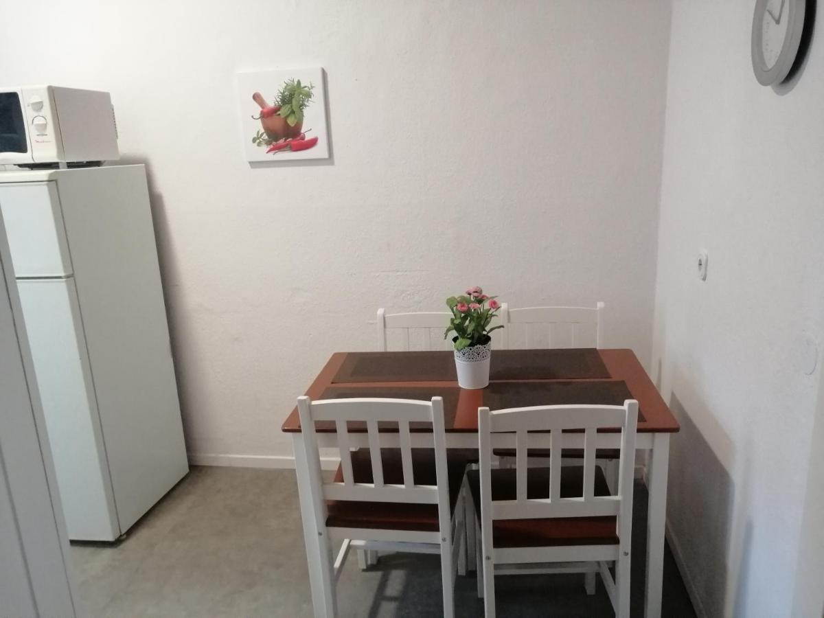 Wohnung In Koeln 2B Exterior foto